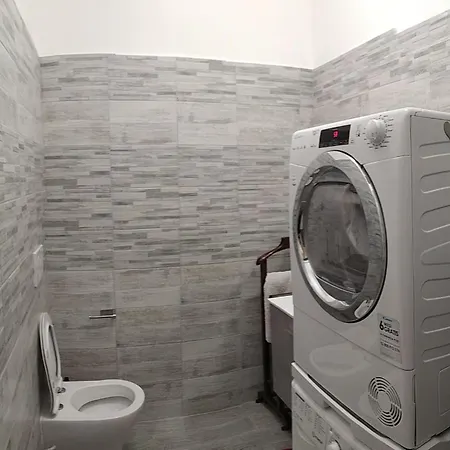 Monteverde Vecchio Silent 75 Square Meters Apartment Rome